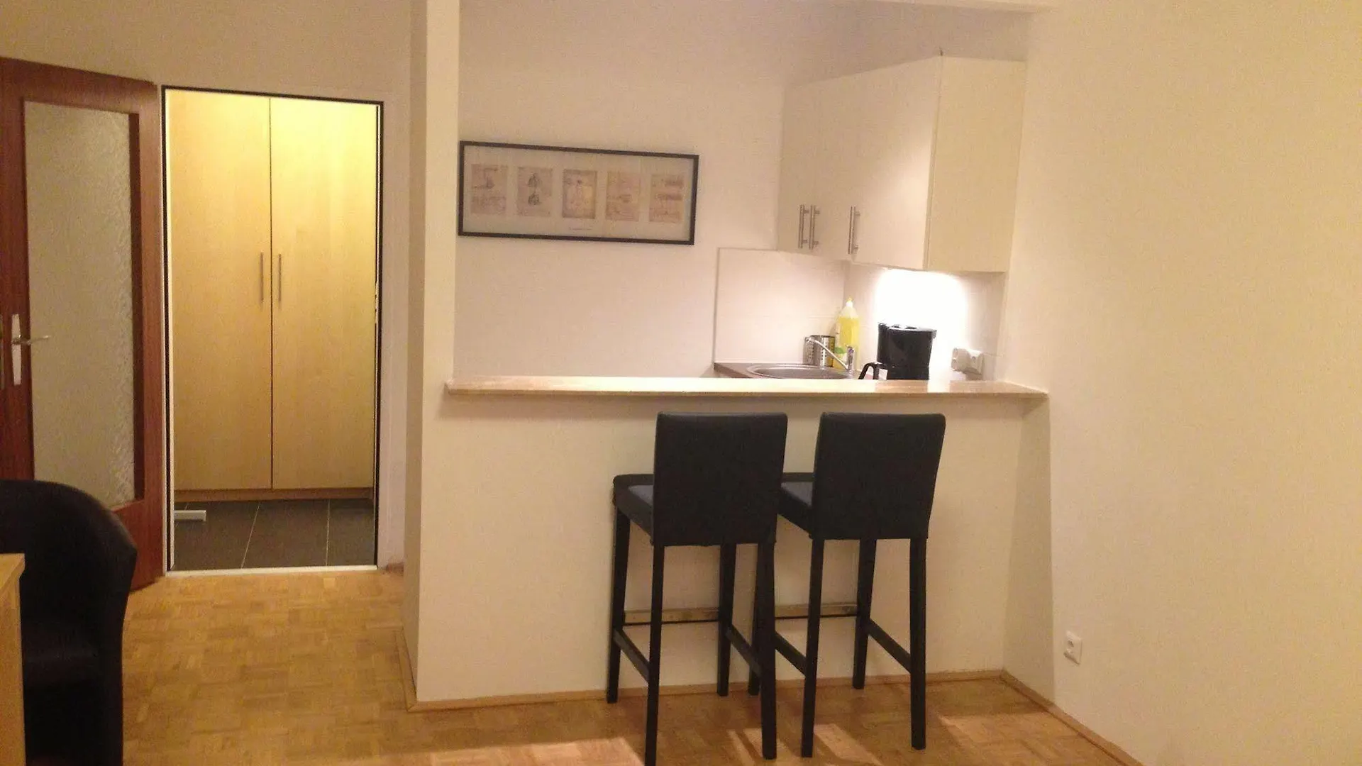 Hotel Vienna'S Place Studio Apartments Karlsplatz